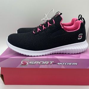 Sketchers sport shoes size 5